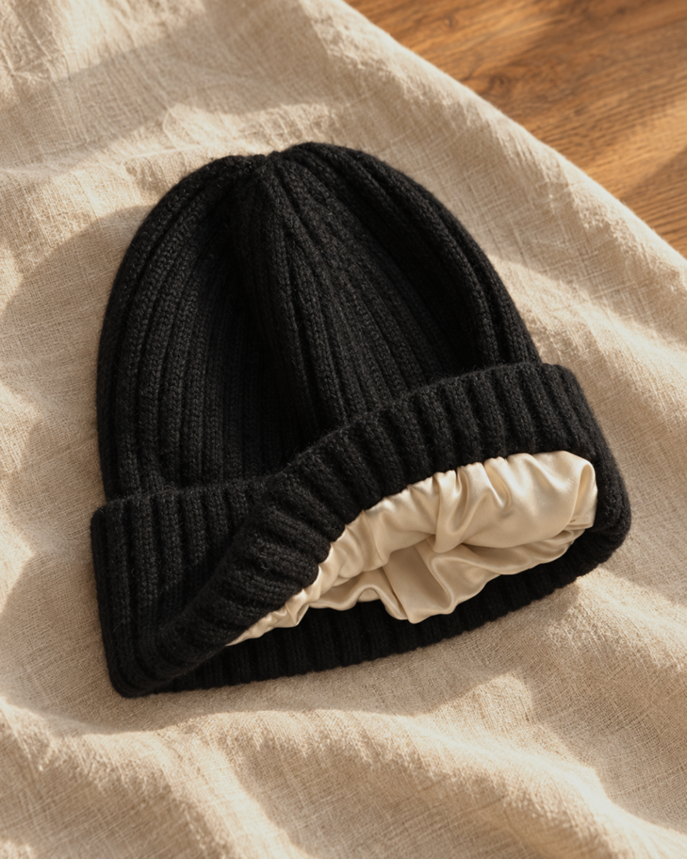 Uldhue med silkefor